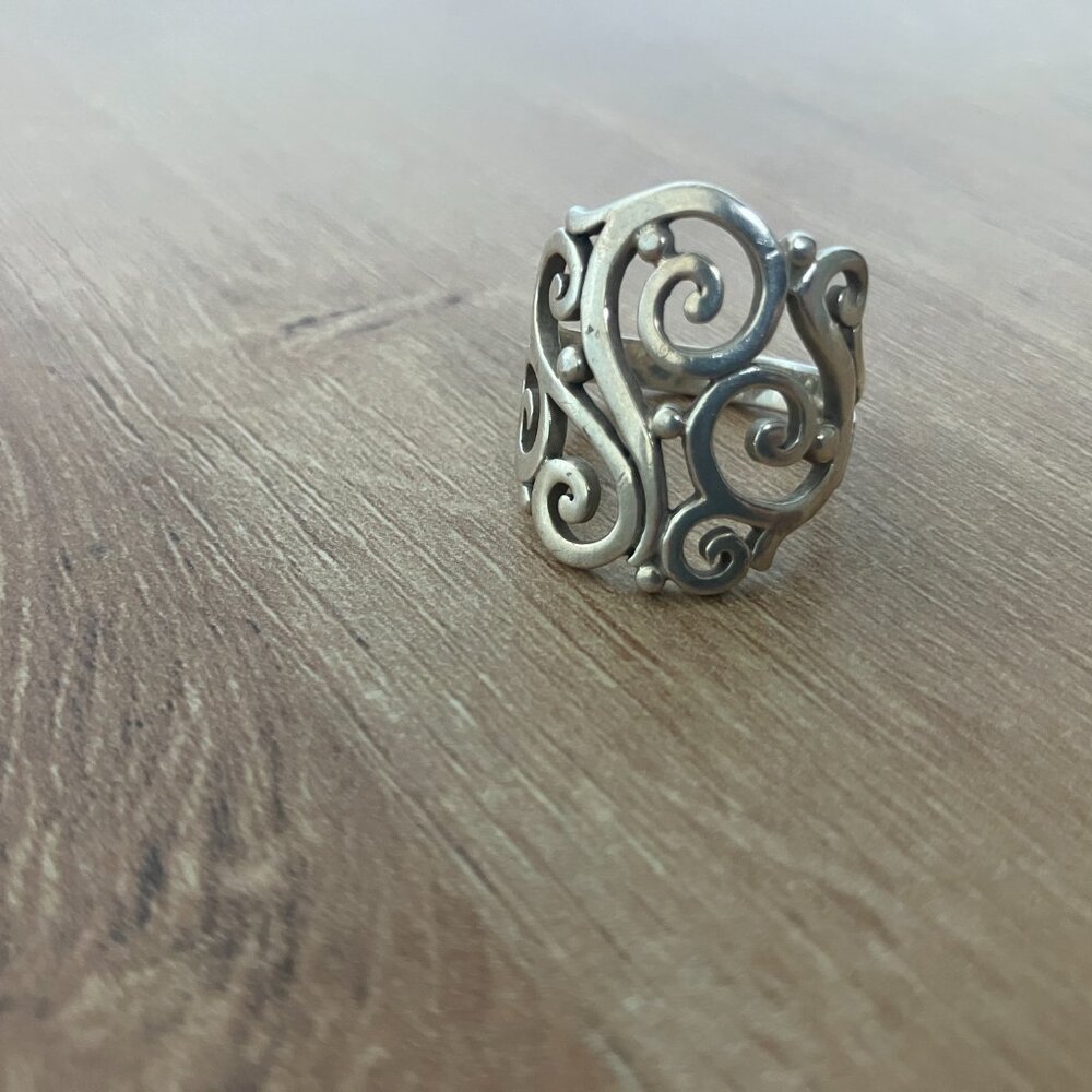 James Avery Open Sorrento Ring | Sterling Silver | Size 7 - Picture 2 of 6